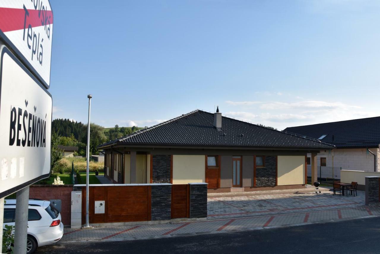 Elemir Apartman Bešeňová Kültér fotó