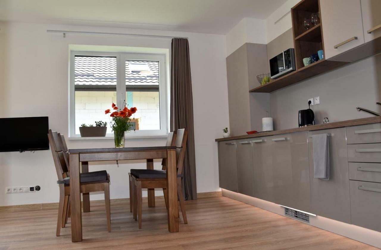 Elemir Apartman Bešeňová Kültér fotó