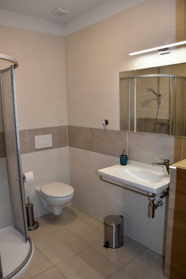 Elemir Apartman Bešeňová Kültér fotó