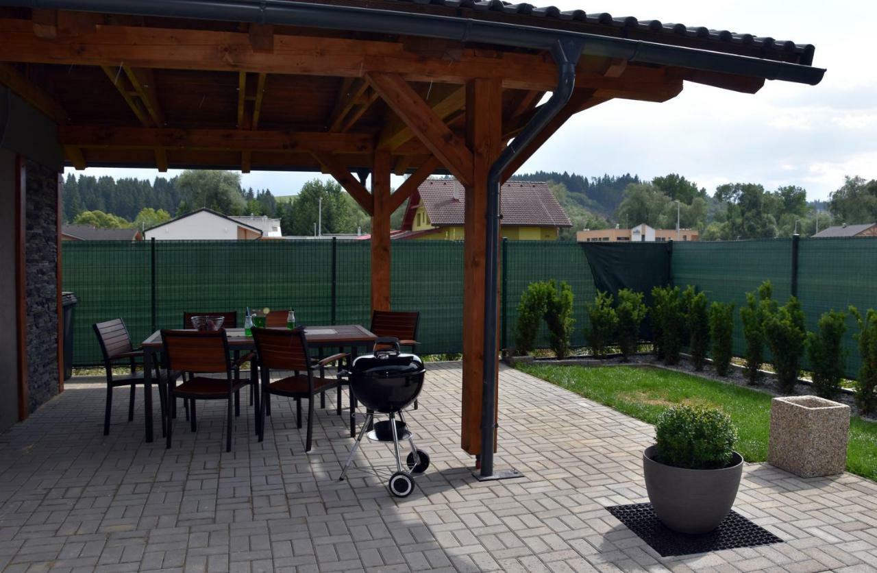 Elemir Apartman Bešeňová Kültér fotó